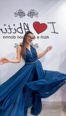 Tuta bezz blu con gonna rimovibile video