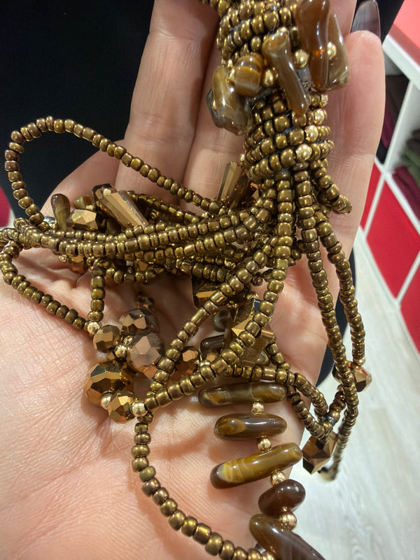 Collana pietre marroni