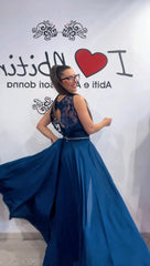 Tuta bezz blu con gonna rimovibile video