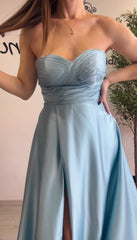 Abito Valeria celeste