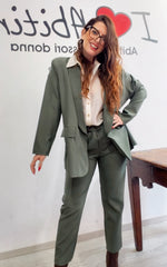 Tailleur basic vari colori