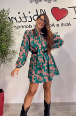 Abito fantastica fondo verde