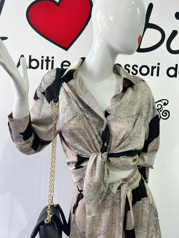 Camicia anon bianca e nera fantasia