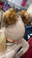 Cuffietta due pon pon