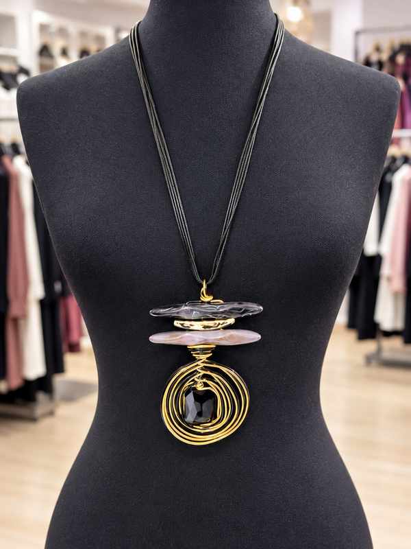 Collana pietra nera