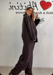 Completo gessato marrone